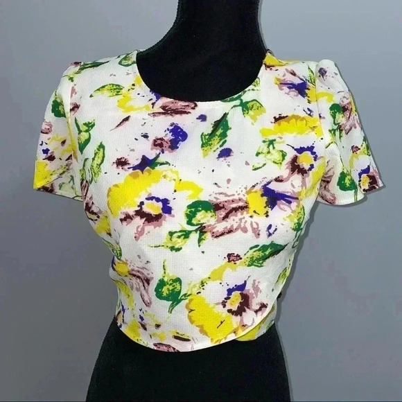Miss Me Vibrant Energy Floral Crop  Top - Picture 2 of 6